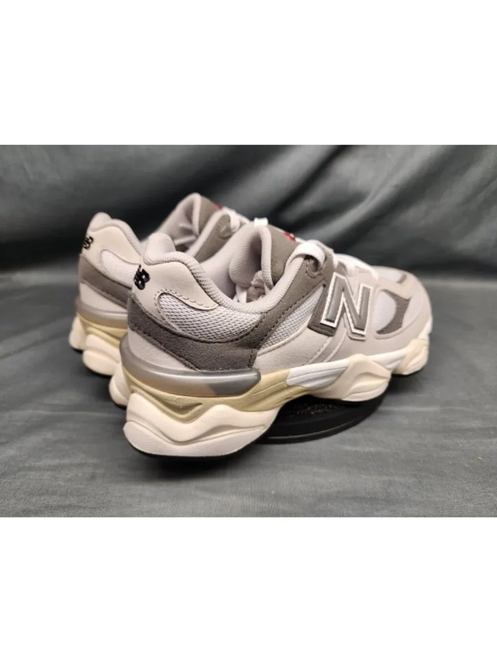 New Balance 9060 Sneakers PC9060GY Suede Grey Kids Size 3 BRAND NEW NO BOX!
